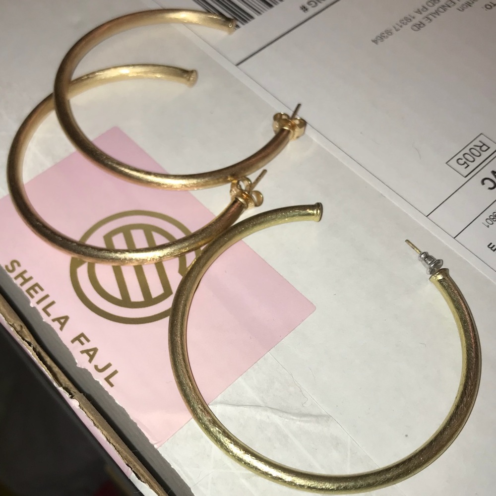 ONE Gold Sheila Fajl Everybody’s Favorite Hoop